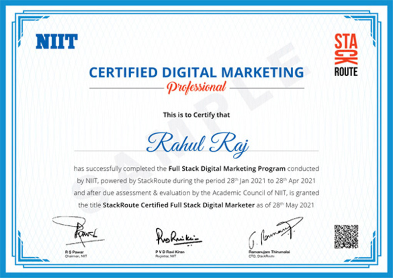Ở Việt Nam, FPT Skilling có khóa học Full-stack Digital Marketing