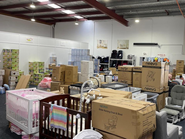 Doanh nghiệp sản xuất và phân phối sản phẩm mẹ và bé - bối cảnh dự án